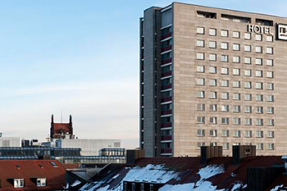 <span style="color:#b40244">NH München Deutscher Kaiser</span>